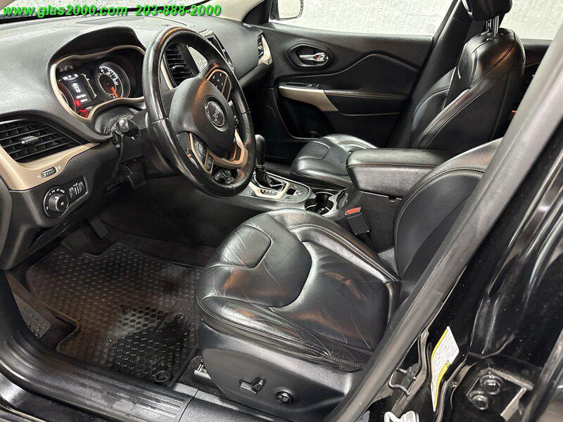 used 2017 Jeep Cherokee car, priced at $12,999