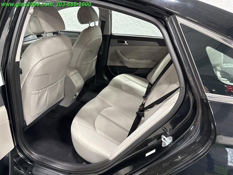 used 2016 Hyundai Sonata Hybrid car, priced at $9,999