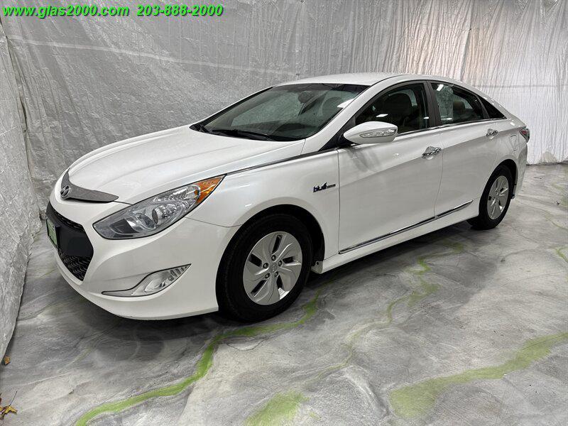 used 2015 Hyundai Sonata Hybrid car, priced at $9,999