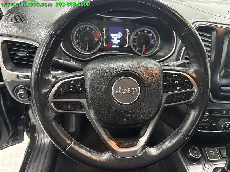 used 2019 Jeep Cherokee car, priced at $16,999