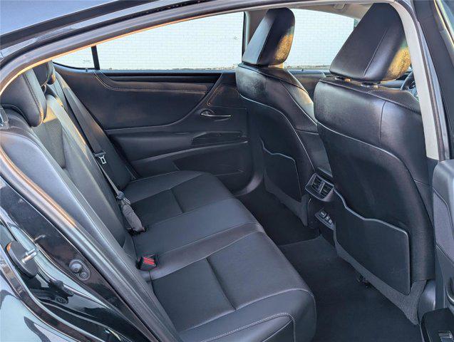used 2022 Lexus ES 350 car, priced at $32,600