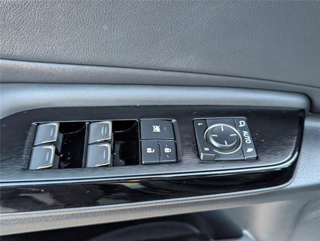 used 2022 Lexus ES 350 car, priced at $32,600