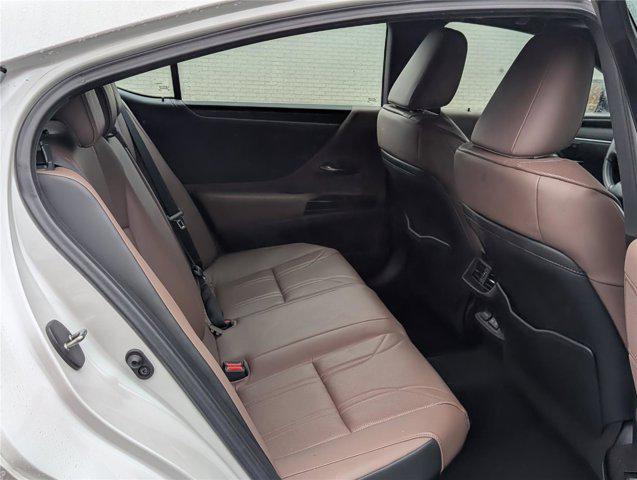used 2025 Lexus ES 300h car, priced at $47,000