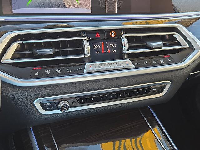 2020 Alpine White BMW X7