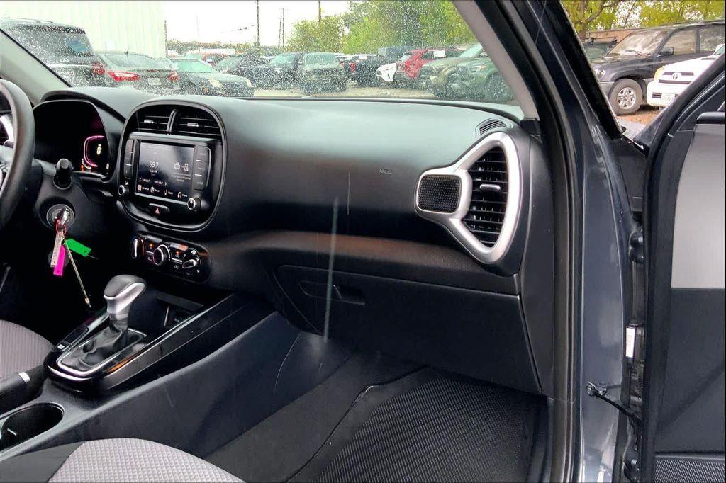 used 2024 Kia Soul car, priced at $16,282