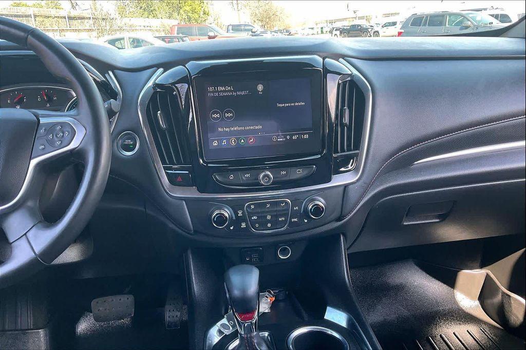 used 2023 Chevrolet Traverse car, priced at $30,447