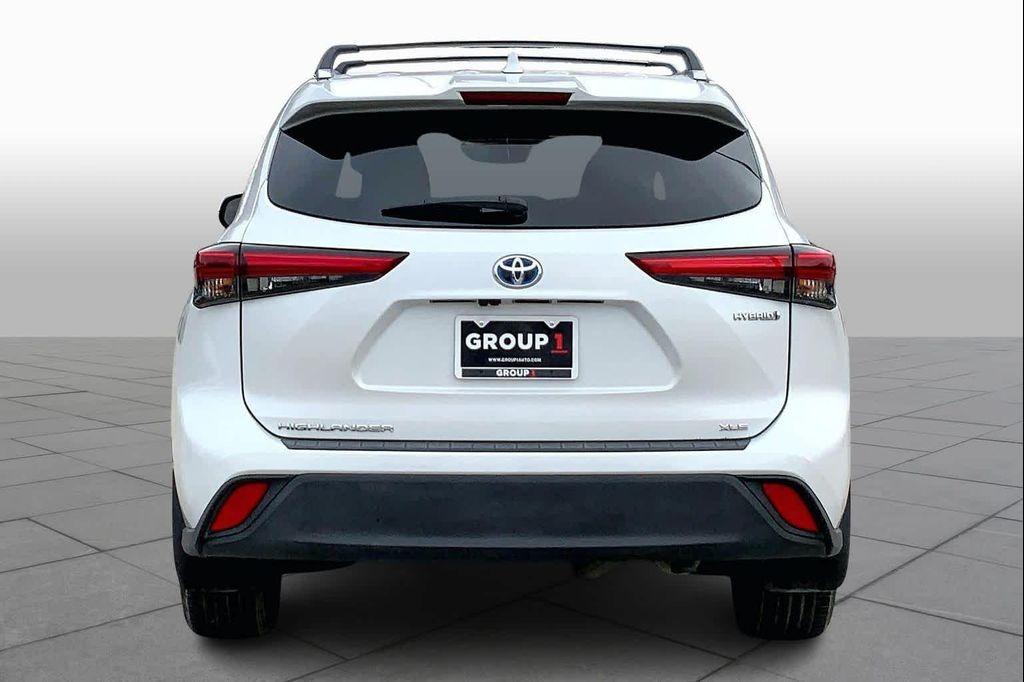 used 2023 Toyota Highlander Hybrid car, priced at $34,707