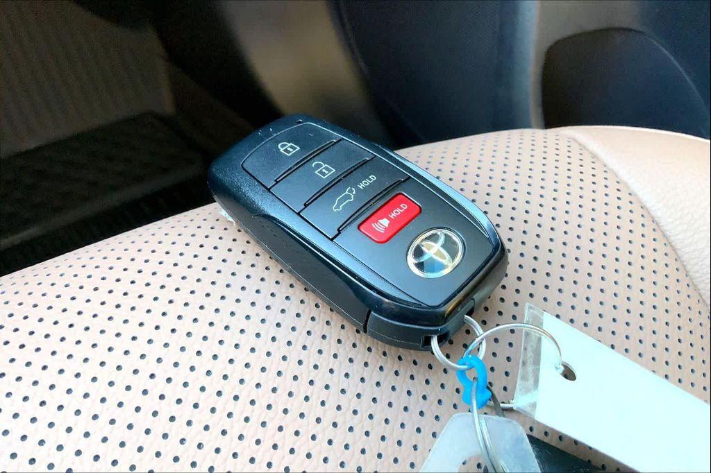 used 2026 Toyota Grand Highlander Hybrid car, priced at $71,932