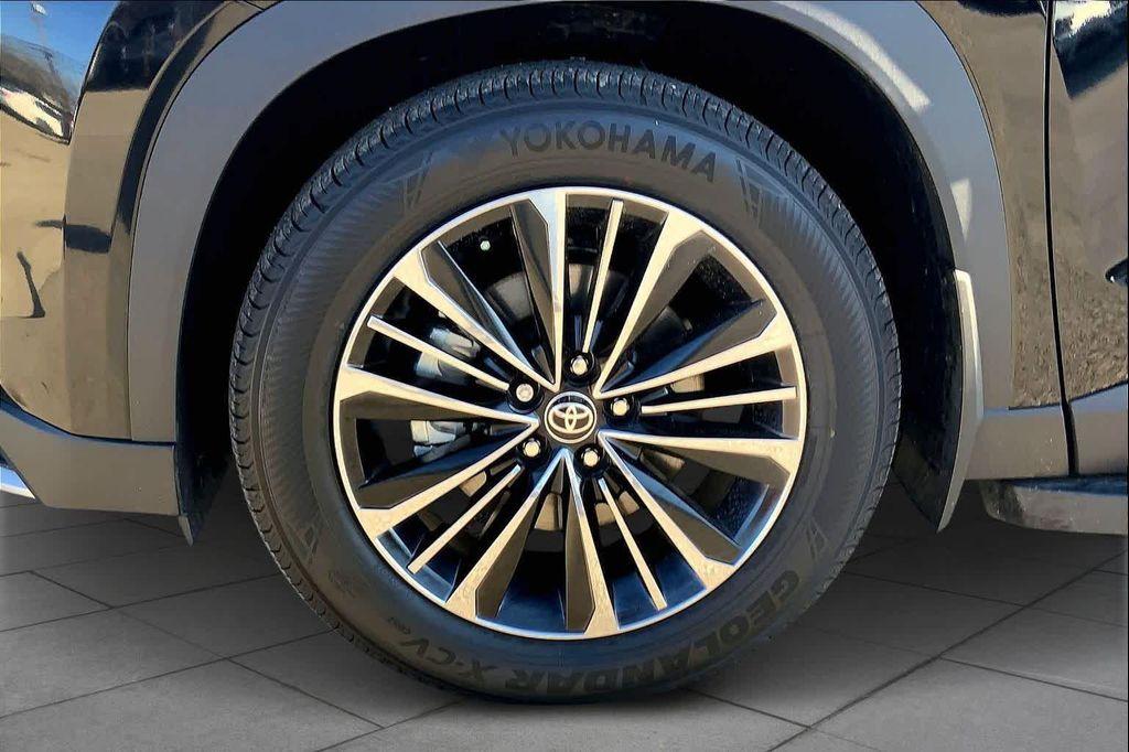 used 2026 Toyota Grand Highlander Hybrid car, priced at $71,932