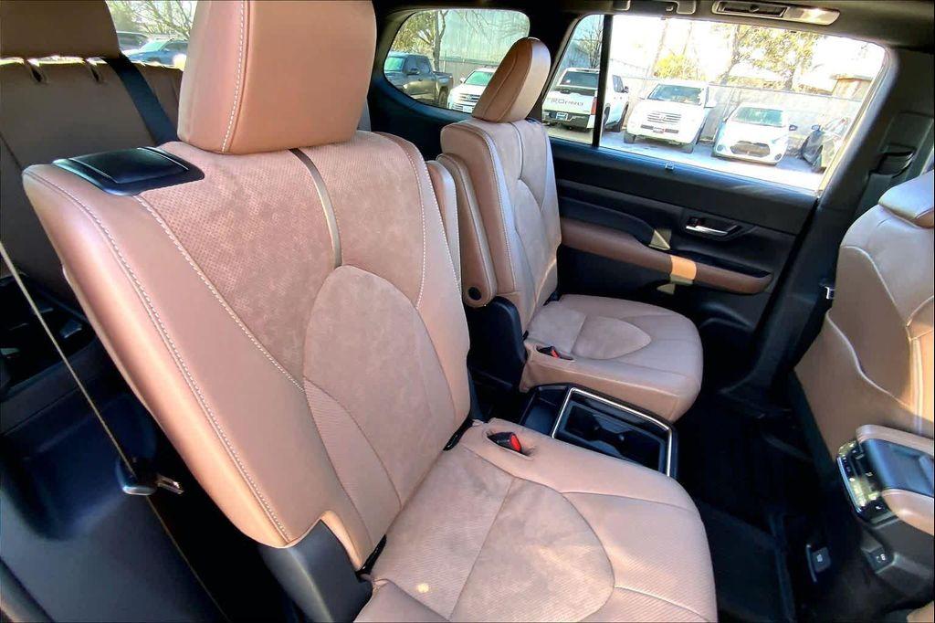 used 2026 Toyota Grand Highlander Hybrid car, priced at $71,932