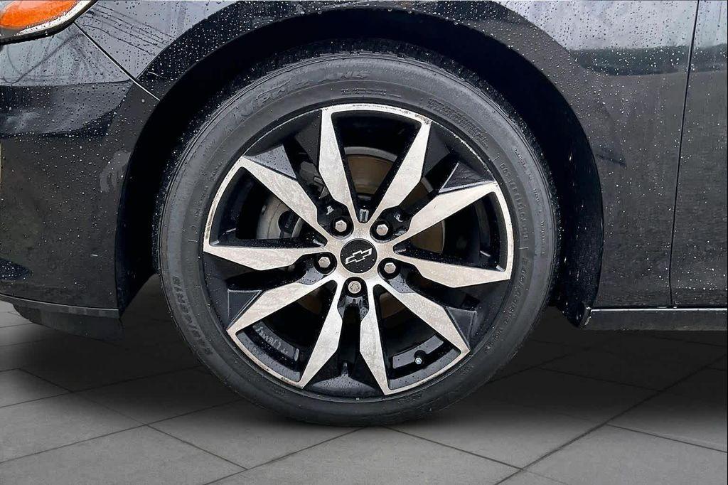 used 2020 Chevrolet Malibu car, priced at $14,224