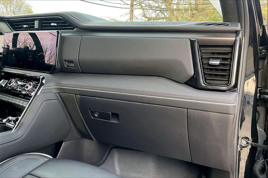 used 2024 GMC Sierra 1500 car, priced at $58,999