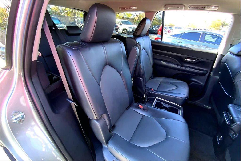 used 2025 Toyota Grand Highlander car, priced at $42,675