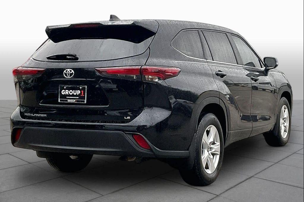 used 2024 Toyota Highlander car, priced at $35,927