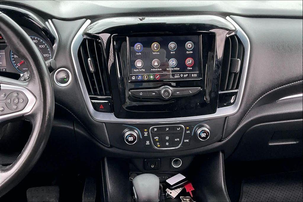 used 2022 Chevrolet Traverse car, priced at $25,111