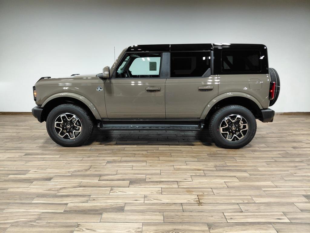 new 2025 Ford Bronco car, priced at $51,719