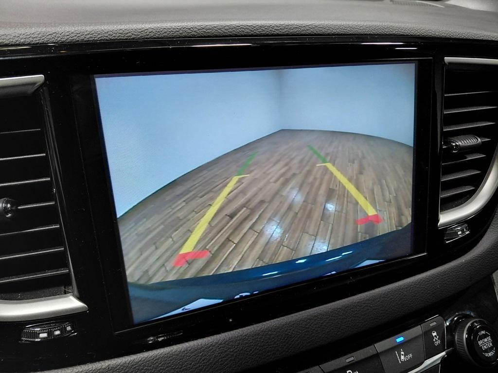 used 2025 Chrysler Pacifica car, priced at $30,999