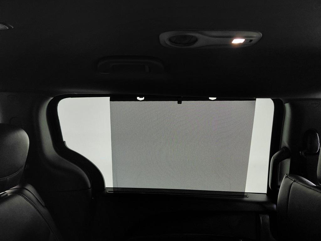 used 2025 Chrysler Pacifica car, priced at $30,999