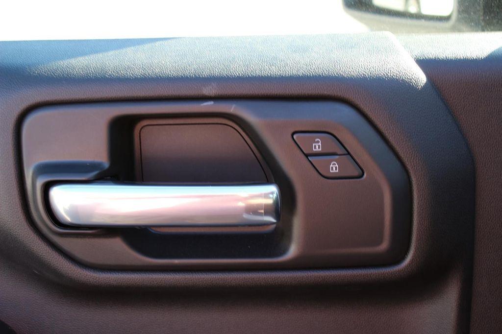 new 2024 GMC Sierra 2500 car, priced at $55,388