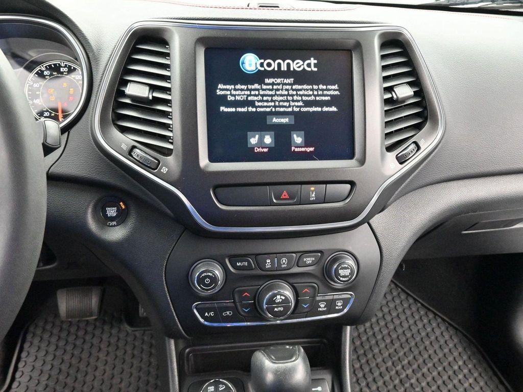 used 2022 Jeep Cherokee car, priced at $27,000