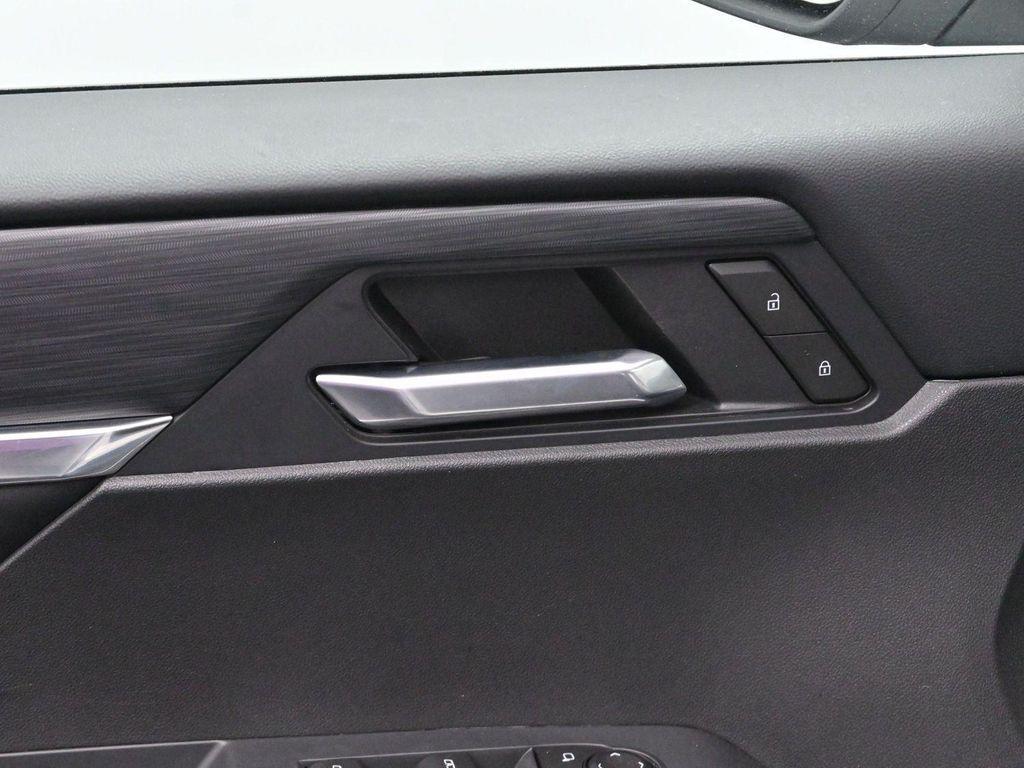 used 2025 GMC Acadia car, priced at $35,500