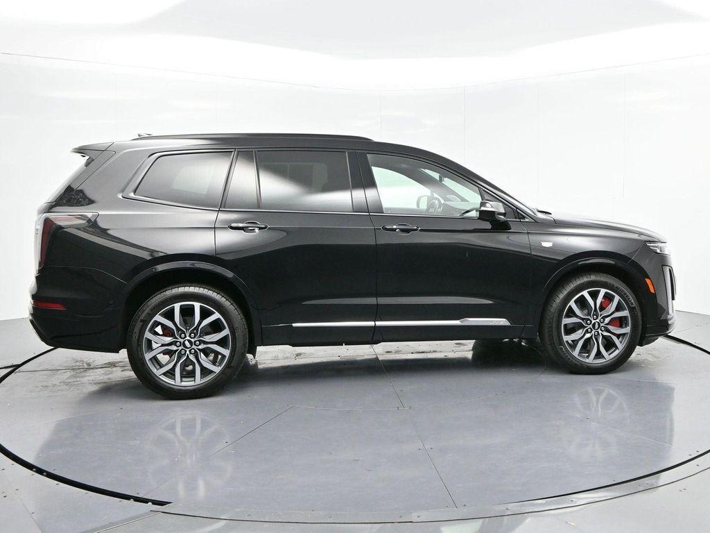 used 2024 Cadillac XT6 car, priced at $45,000