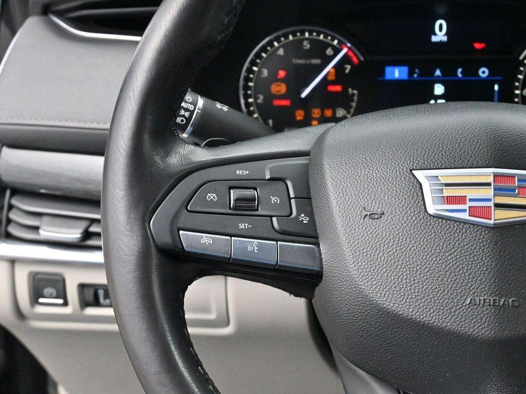 used 2021 Cadillac XT4 car, priced at $16,700