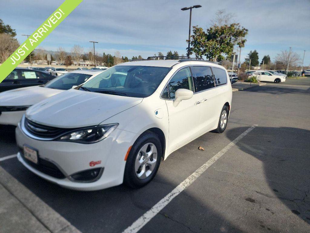 used 2018 Chrysler Pacifica Hybrid car, priced at $22,888