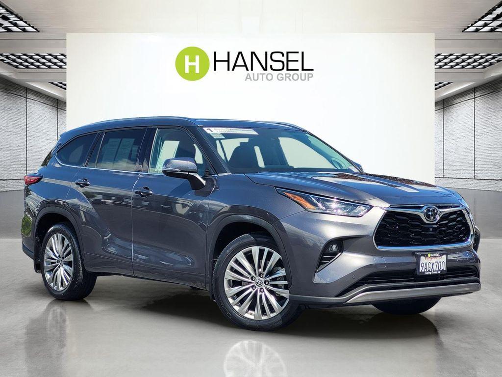 used 2022 Toyota Highlander car, priced at $38,888