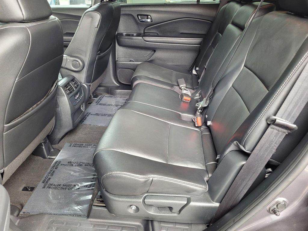 used 2021 Honda Pilot car, priced at $24,717
