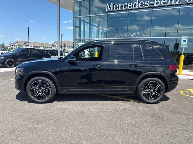 new 2025 Mercedes-Benz GLB 250 car, priced at $54,595