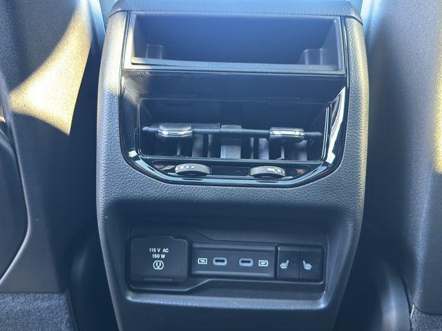 new 2026 Jeep Grand Cherokee car, priced at $48,144