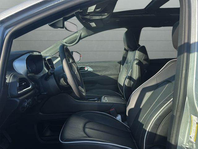 new 2026 Chrysler Pacifica car, priced at $48,844