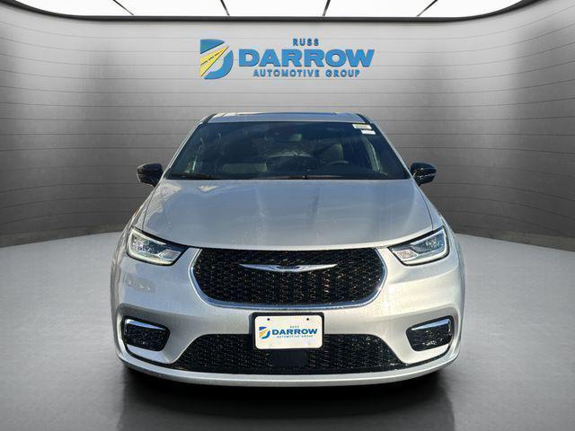 new 2026 Chrysler Pacifica car, priced at $48,844
