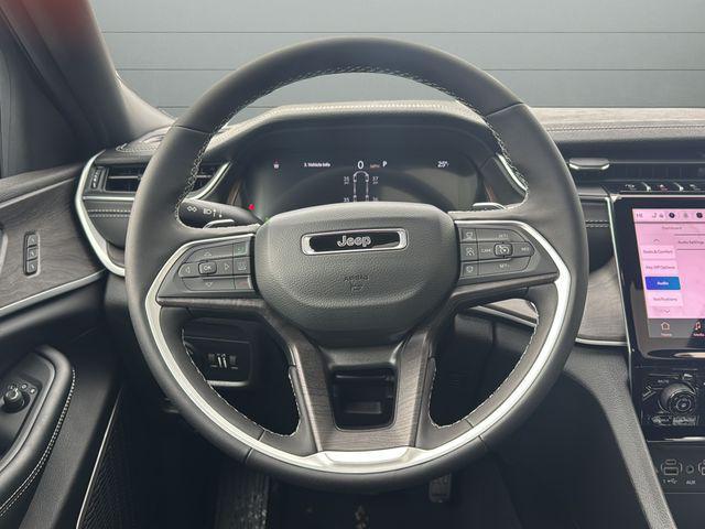 new 2025 Jeep Grand Cherokee L car, priced at $53,213