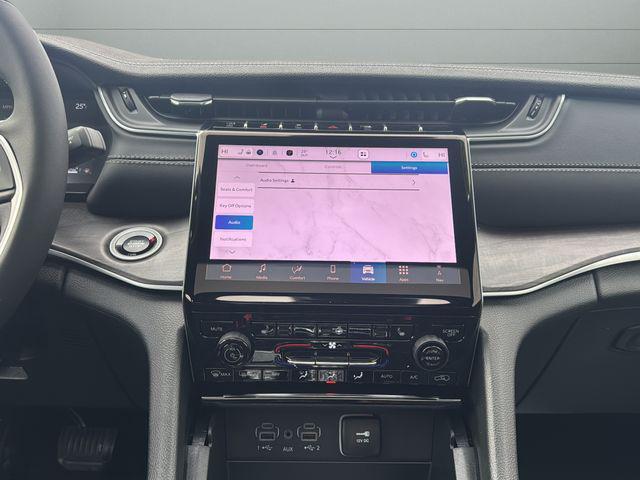 new 2025 Jeep Grand Cherokee L car, priced at $53,213