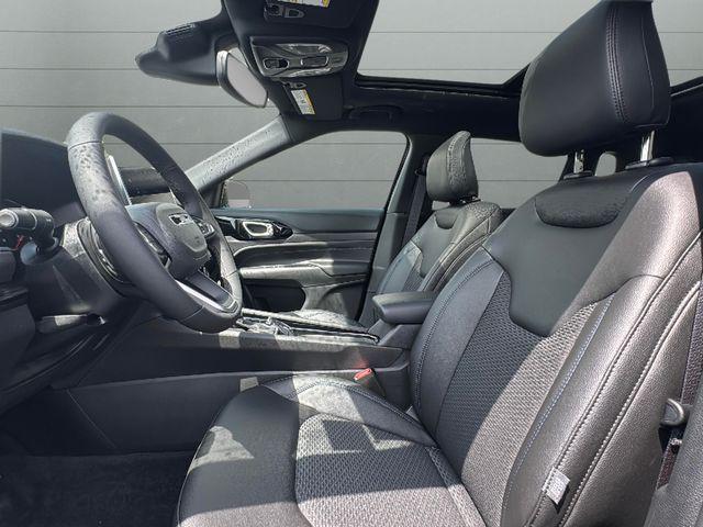 new 2025 Jeep Compass car, priced at $35,513