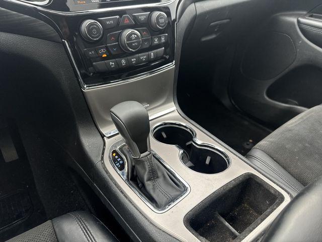used 2021 Jeep Grand Cherokee car, priced at $23,151