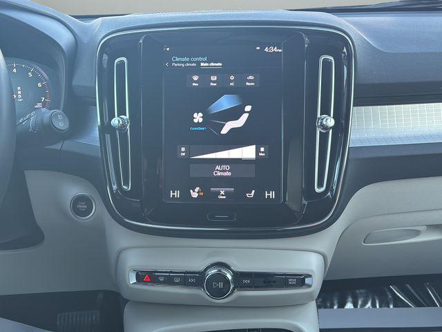 used 2022 Volvo XC40 car, priced at $19,300
