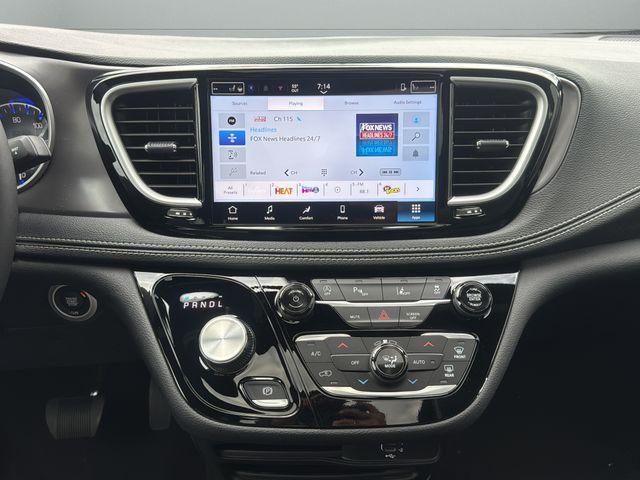 new 2026 Chrysler Pacifica car, priced at $48,960