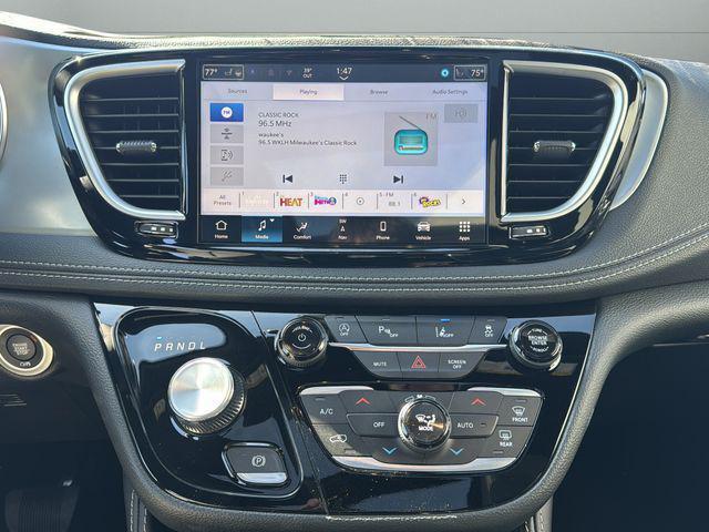 new 2026 Chrysler Pacifica car, priced at $55,444