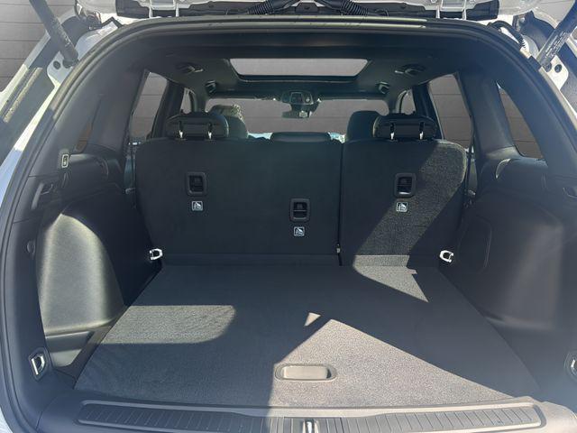 new 2025 Jeep Grand Cherokee car, priced at $50,496