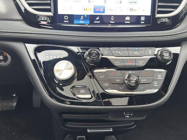 new 2026 Chrysler Pacifica car, priced at $51,810