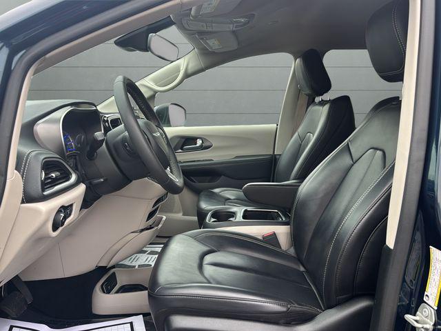 used 2023 Chrysler Pacifica Hybrid car, priced at $26,255