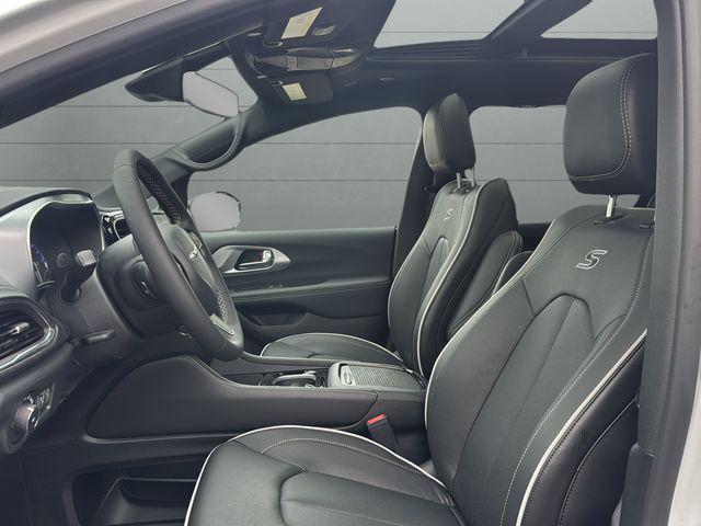 new 2026 Chrysler Pacifica car, priced at $54,090