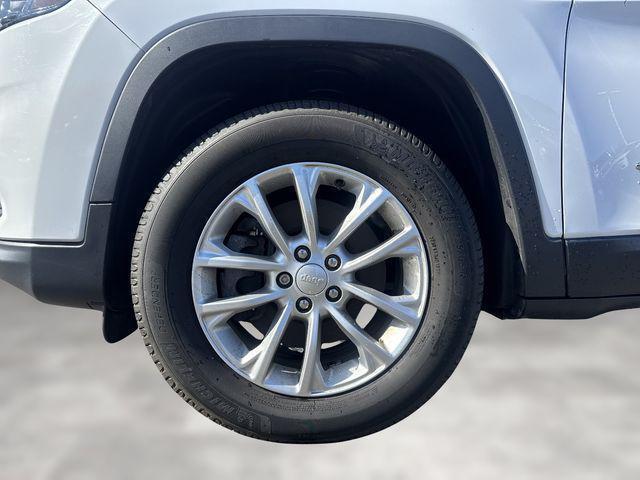 used 2019 Jeep Cherokee car, priced at $14,714