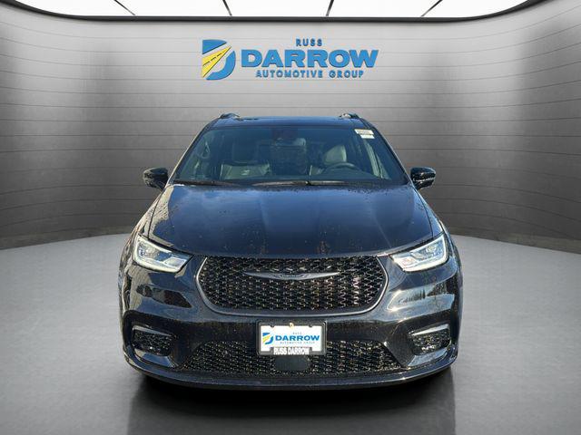 new 2026 Chrysler Pacifica car, priced at $49,962