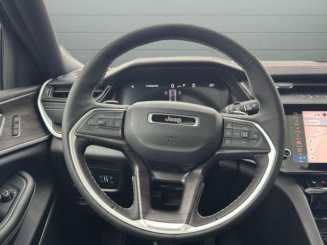 new 2026 Jeep Grand Cherokee car, priced at $46,046