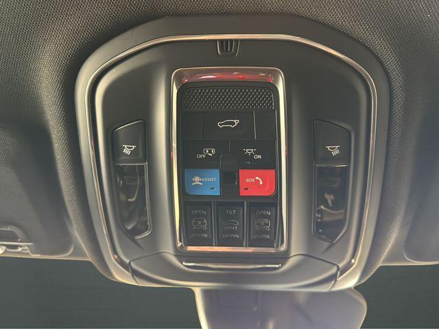 new 2026 Jeep Grand Cherokee car, priced at $46,486