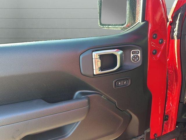 new 2026 Jeep Wrangler car, priced at $51,845